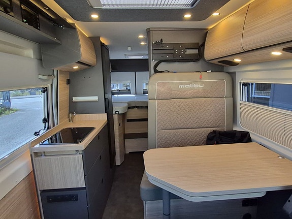 Malibu 640 Van Comfort GT automat, långbäddar, dieselvärme, kanonfin 9 of 26