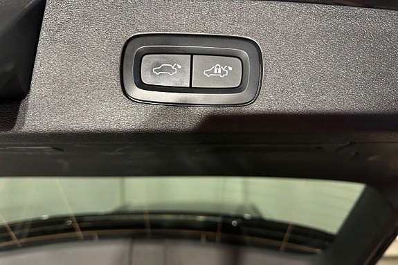 Volvo V60 Cross Country 21 of 22