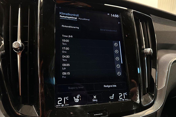 Volvo V60 Cross Country 14 of 22
