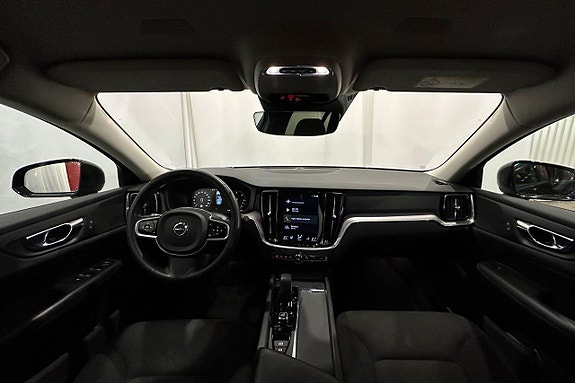 Volvo V60 Cross Country 10 of 22