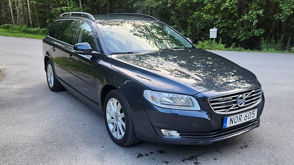 Volvo V70 7 of 14