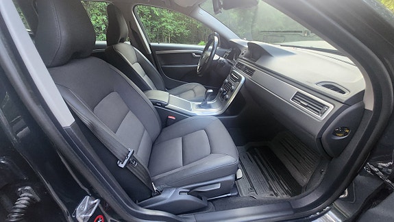 Volvo V70 13 of 14