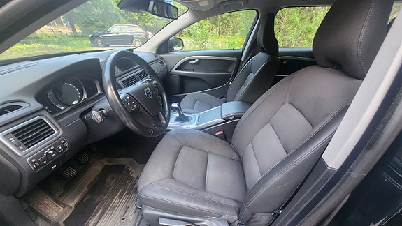 Volvo V70 10 of 14