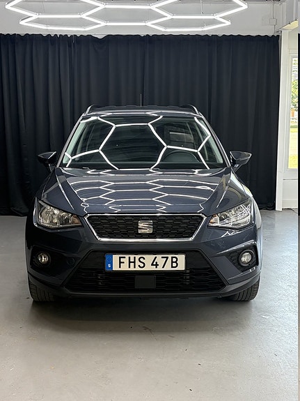 Seat Arona 10 of 13