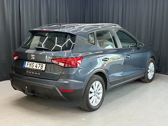 Seat Arona 4 of 13