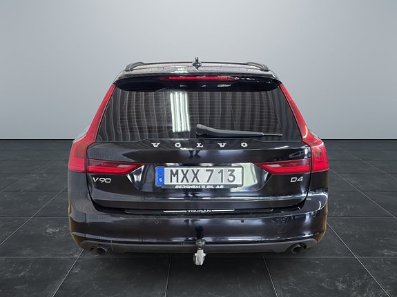 Volvo V90 4 of 15