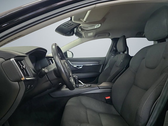 Volvo V90 10 of 15