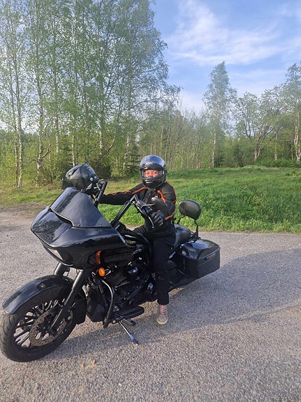Harley-Davidson ROAD GLIDE SPECIAL 3 of 4