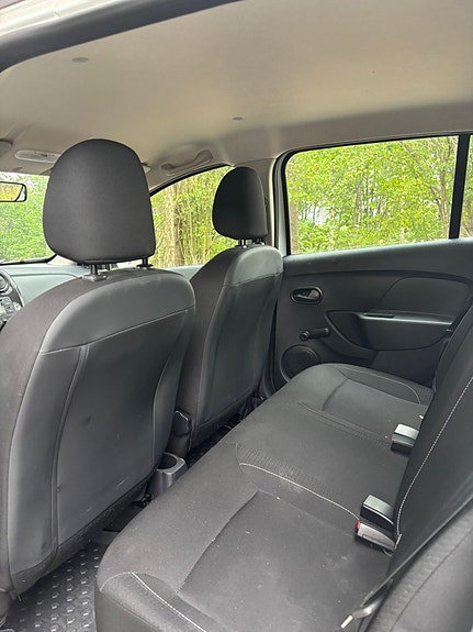 Dacia Sandero 8 of 10
