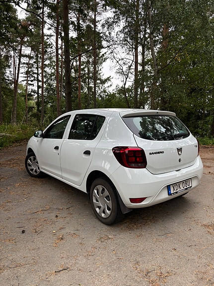 Dacia Sandero 5 of 10