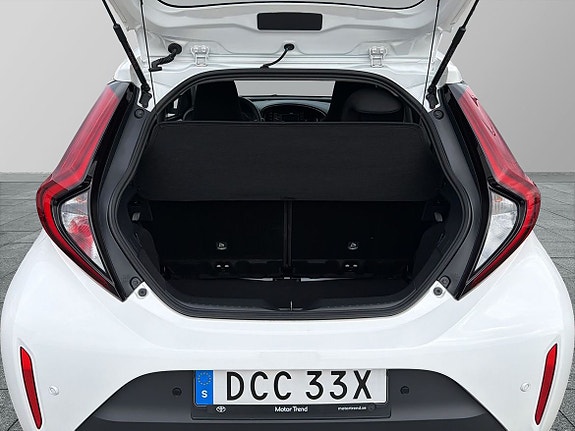 Toyota Aygo X 11 of 18