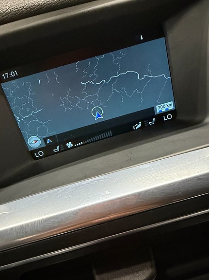 Volvo V60 Cross Country 26 of 28