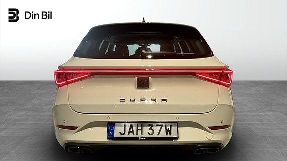 Cupra Leon 5 of 12