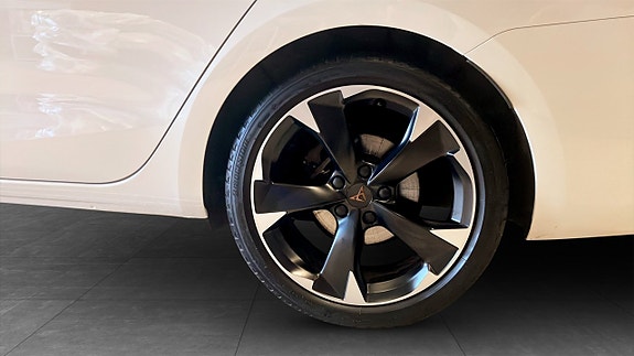 Cupra Leon 6 of 12