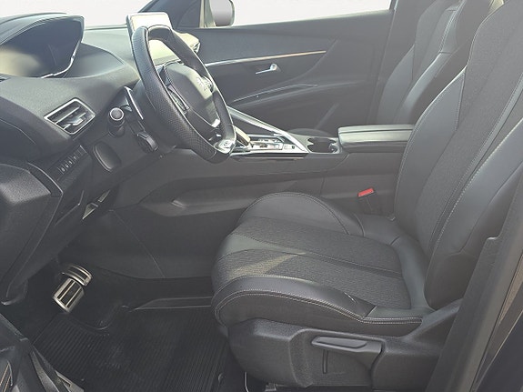 Peugeot 3008 10 of 19