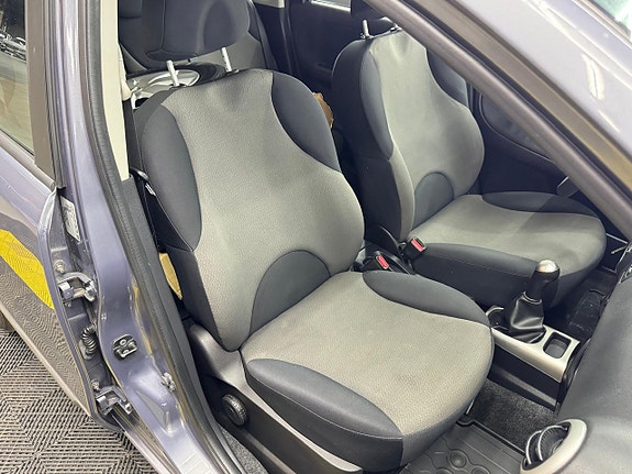 Nissan Note 18 of 21