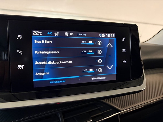 Peugeot 2008 16 of 19