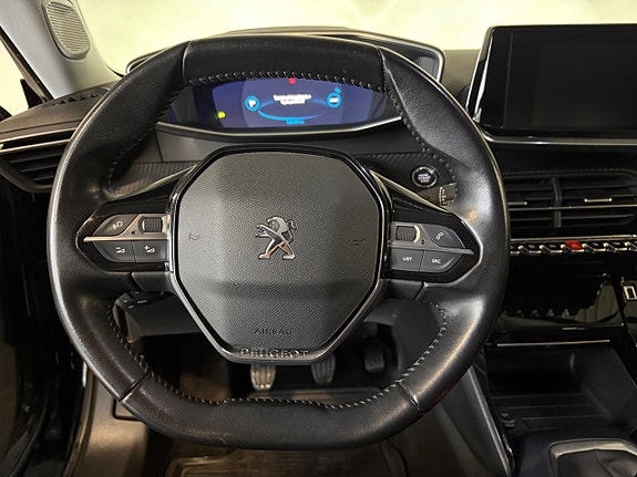 Peugeot 2008 11 of 19