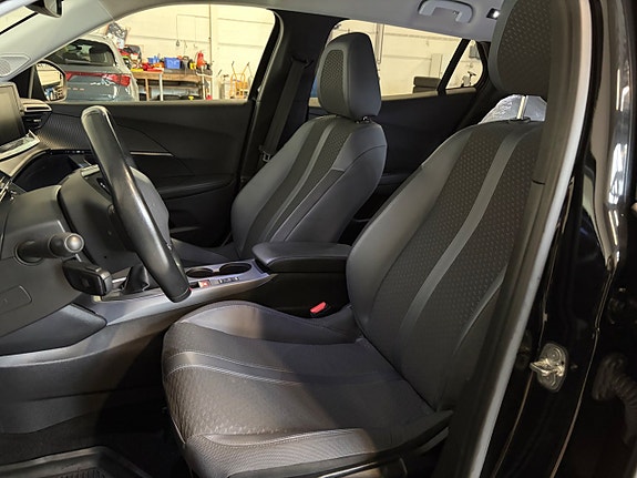 Peugeot 2008 10 of 19