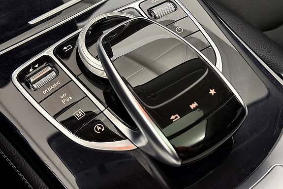 Mercedes-Benz GLC220 d 29 of 30