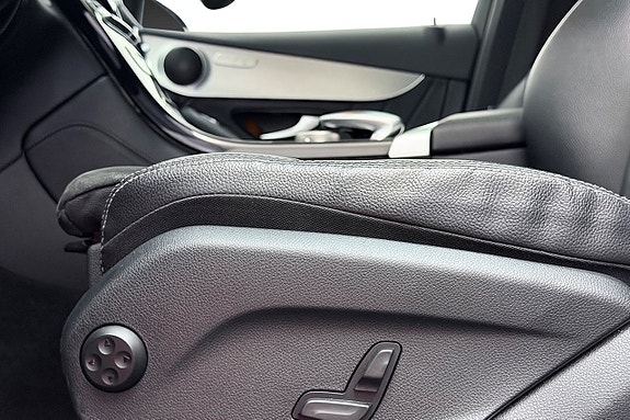Mercedes-Benz GLC220 d 14 of 30