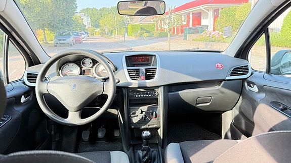 Peugeot 207 5 of 6