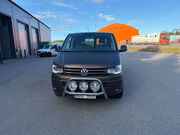 Volkswagen Transporter 2 of 12