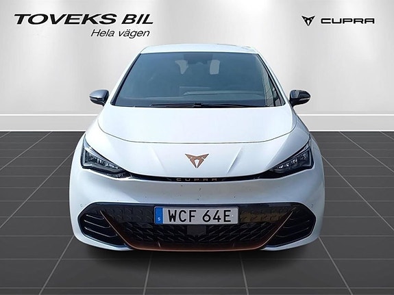 Cupra Born 2 of 15