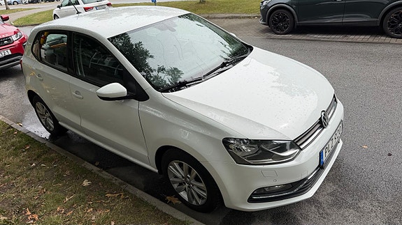 Volkswagen Polo 2 of 11