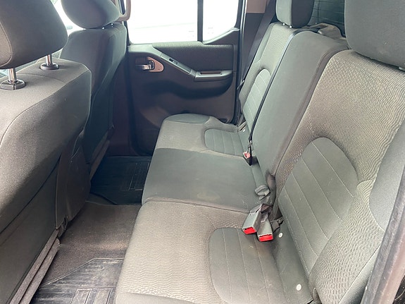 Nissan Navara 3 of 10