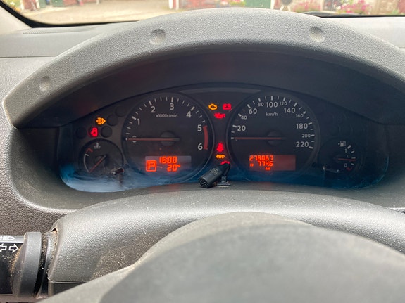 Nissan Navara 4 of 10