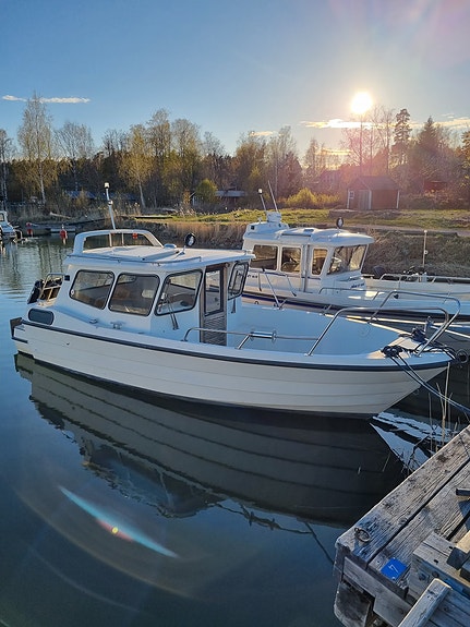Sea Star 650 med 100hk Honda (2013) 4-takt med få timmar 2 of 13