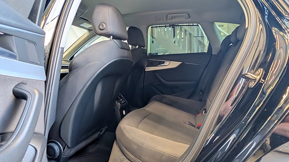 Audi A4 24 of 26