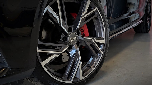 Audi A4 8 of 26