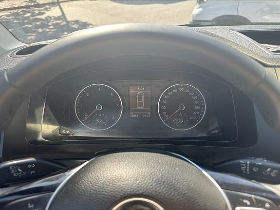Volkswagen Transporter 16 of 16