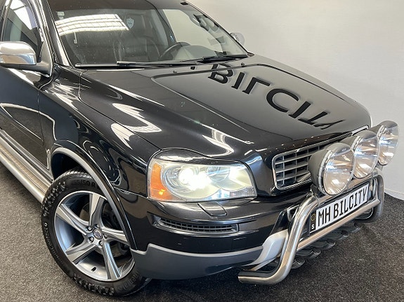 Volvo XC90 14 of 21