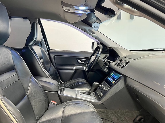 Volvo XC90 9 of 21