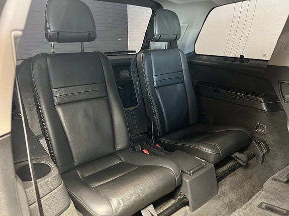 Volvo XC90 13 of 21