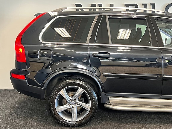 Volvo XC90 6 of 21