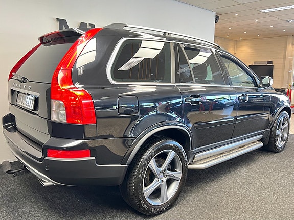 Volvo XC90 7 of 21