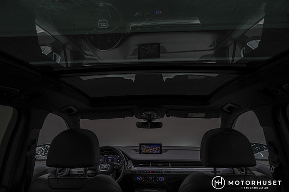 Audi Q7 20 of 30