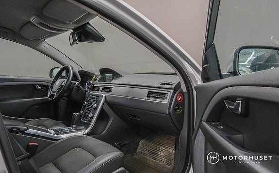 Volvo V70 9 of 17