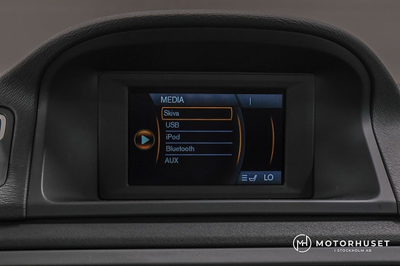 Volvo V70 13 of 17