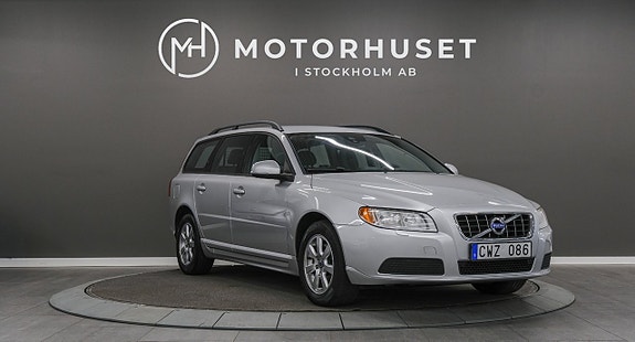 Volvo V70 3 of 17