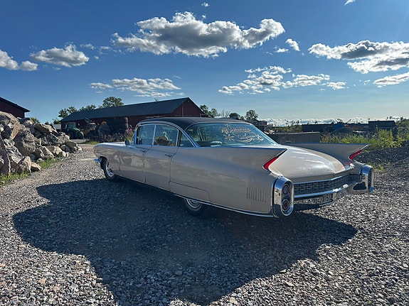 Cadillac Sixty Special 5 of 9