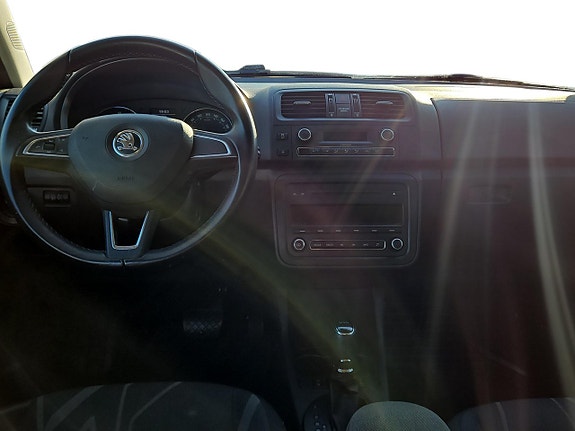 Skoda Fabia 5 of 8