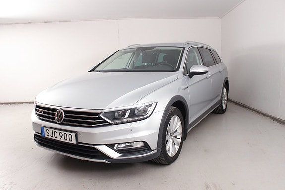 Volkswagen Passat Alltrack 6 of 22