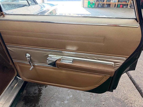 Chrysler Newport 27 of 30