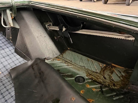 Chrysler Newport 29 of 30