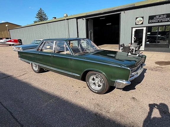Chrysler Newport 7 of 30